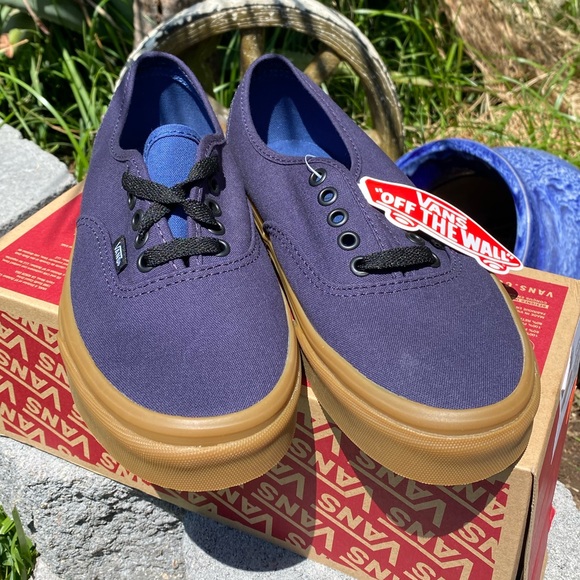 vans true navy